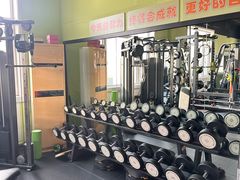 -英特健身俱乐部