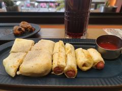 -必胜客(上海华谊新所店)