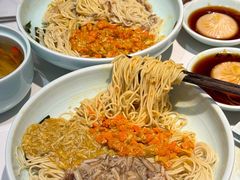 -裕兴记•蟹黄面馆(人民广场店)