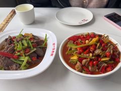 -独一佳老胡湘菜馆(矿山路店)