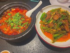 -万重锦·人文川菜馆(骡马市店)