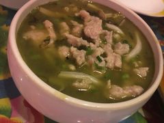 -蘑菇私房菜小馆(杨家坪西城天街店)