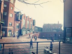 -钟书阁(松江泰晤士小镇店)