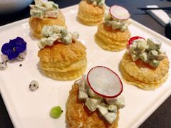 牛油果鲜虾塔-望乡楼上海菜(日月光店)