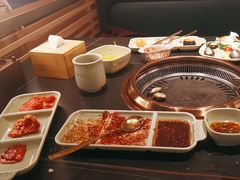 -梨花甄选自助烤肉(小寨原力场店)