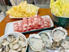 -老何家后安粉·糟粕醋海鲜火锅(三亚湾椰梦长廊店)