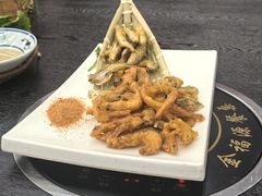 -刘姐啤酒鱼民族演艺餐厅(西街总店)