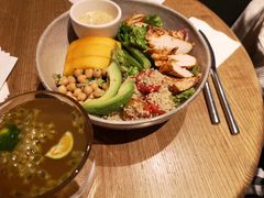 芒果牛油果鸡肉色-Wagas沃歌斯(正大乐城店)