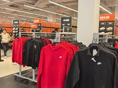 -NIKE上海青浦优选体验店