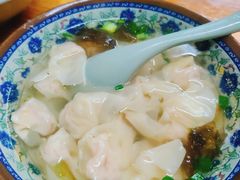 -无名氏宵夜小摊(祝家三姐妹馄饨店)