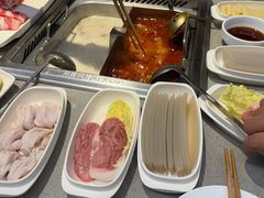 -海底捞火锅(新松江路生日主题店)
