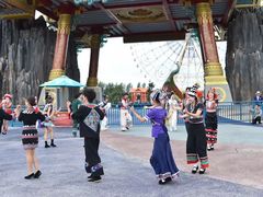 -七彩云南欢乐世界