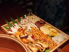 -花菇朵·云山雀 ll 野生菌锅·野果酸汤·精品滇菜(万柳店)