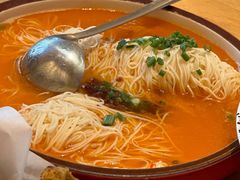 虾汤捞面线-莲花公园煎蟹·精致小馆(火车站店)