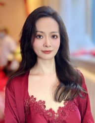 点击看大图 -爱伊人婚纱礼服美妆馆