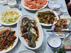 -范饭椰林川湘味海鲜·椰子鸡(三亚湾椰梦长廊店)