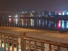 -夜宴江景餐厅