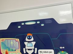 -瑞思少儿中心·少儿英语素养启蒙(勒泰直营校区)