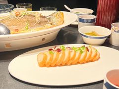 -凤凰湘语·平价海鲜餐厅(浦东旗舰店)