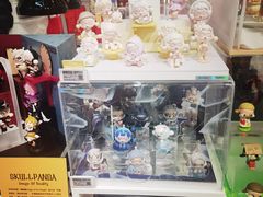 -泡泡玛特POPMART(侨福芳草地店)