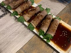 薄荷牛肉卷-滇越乘象云南餐厅(豆各庄店)