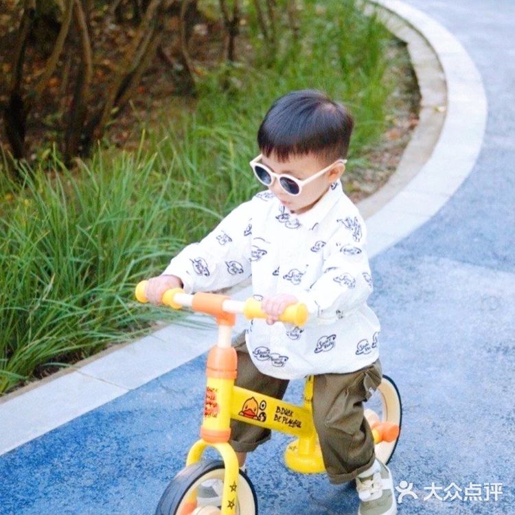 小宝贝学习起来的真的是超级欢乐☁️