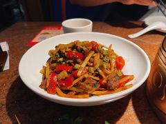 酸竹笋紫苏炒牛肉-桂小厨广西菜(桂林万象城店)