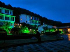 -南北湖湖光山居度假酒店