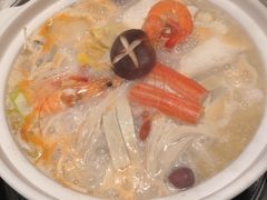 -三人行骨头王火锅(长寿店)