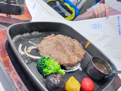 -牛扒先生·厚切雪花牛扒西餐厅(北京路禺山路店)