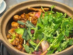 -胡须佬鸡煲四季火锅店(石厦西村直营店)