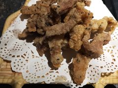 -老牌坊云南鱼豆花火锅(哈西万达店)