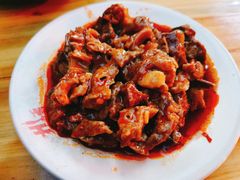 -爆炸头阿姨小四川正宗川味小吃(无任何分店)