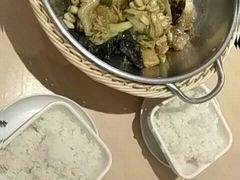 -拿渡麻辣香锅(世茂广场·工三店)