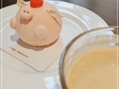 -Fridi Patisserie Cafe