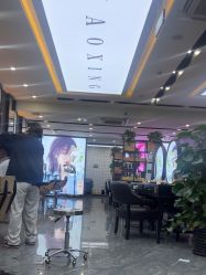 -藤野造型烫染·漂发