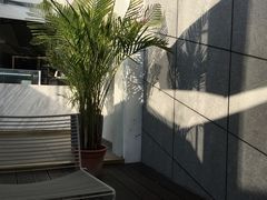 -UNI UNI(环亚凯瑟琳店)