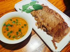 -三牛家厨(长江路店)