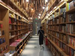 -新华书店(苍南银泰店)