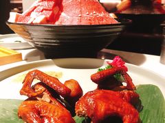 牛肉三重奏-煲宫猪肚鸡(晶品店)