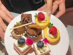 -广州花园酒店-凌璇阁360度高空海鲜自助餐CAROUSEL