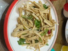 -鲁南仔·滕州炒鸡(经三路店)