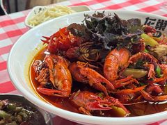 -龙巢盱眙龙虾·鸡煲·烧烤宵夜(坪洲店)