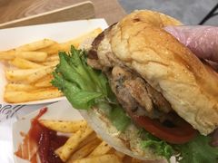 秘制照烧鸡腿堡-龙治汉堡(中华城店)