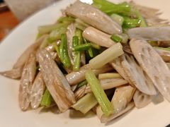 -莲餐厅·湖北菜·潜江小龙虾店(愚园路店)