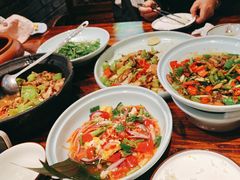 -老滇山寨•云南特色菜•地方菜•民族风情歌舞表演(金碧店)