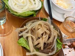 -黔三一夺夺粉酸汤火锅(百信店)