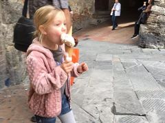 -Gelateria Dondoli