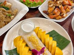 -Dang restaurant (patong phuket)