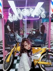 -变画·发型STUDIO
